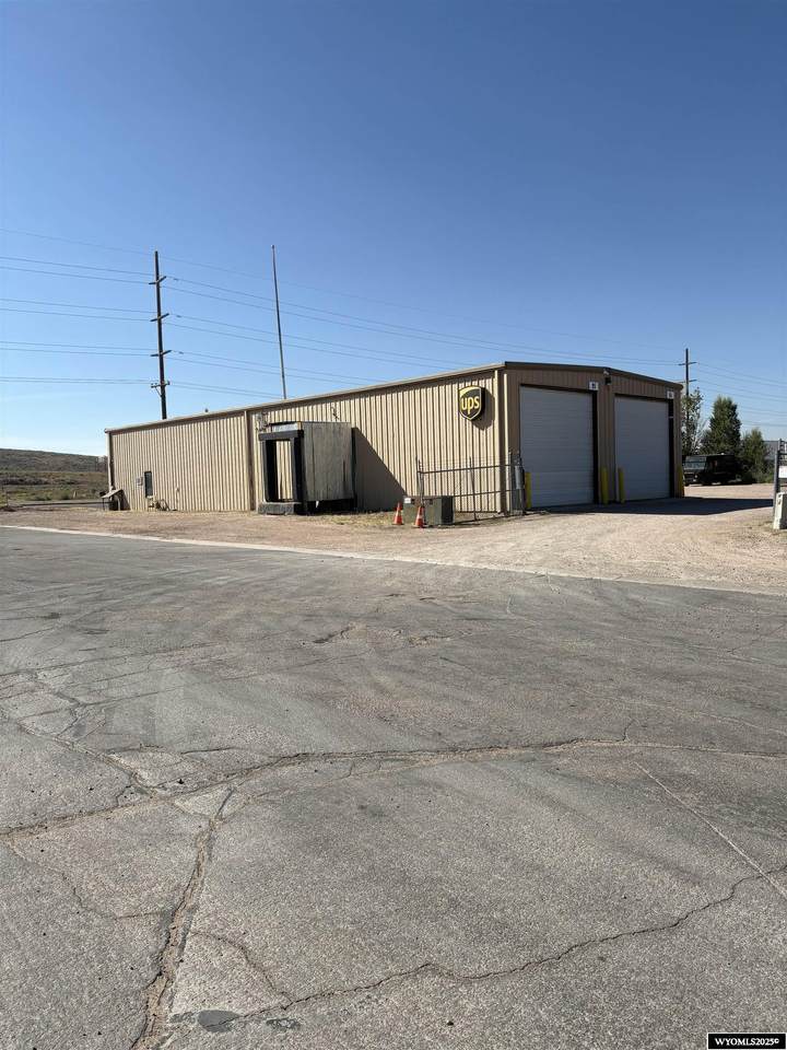 https://bt-photos.global.ssl.fastly.net/wyoming/1280_boomver_3_20252869-2.jpg