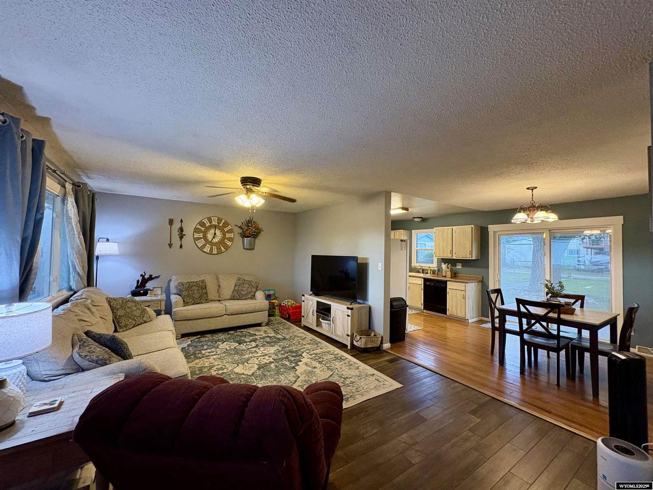 731 Jackson Street - Photo 1