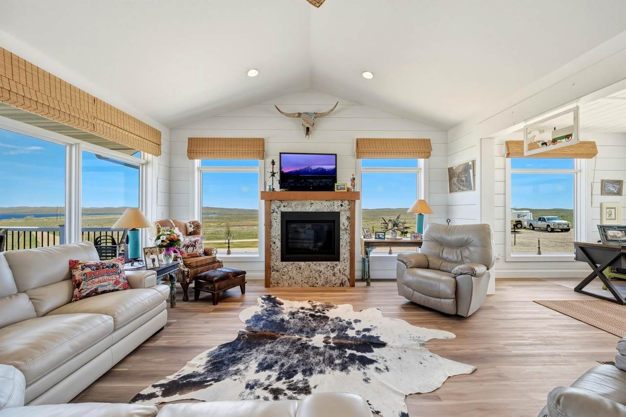 https://bt-photos.global.ssl.fastly.net/wyoming/1280_boomver_3_20260021-2.jpg