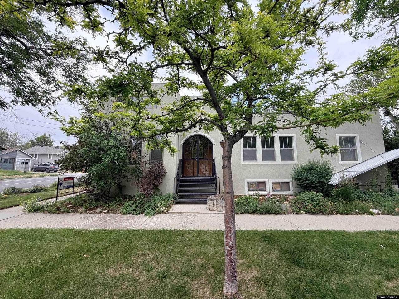 602 13th Street - Photo 1