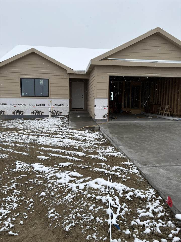 2085 Heathrow Avenue - Photo 1