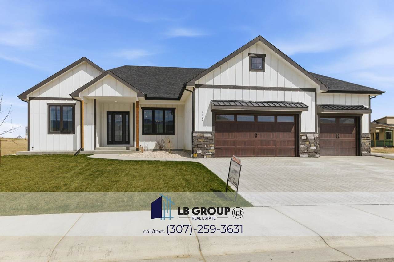 2704 Berkshire Way - Photo 1