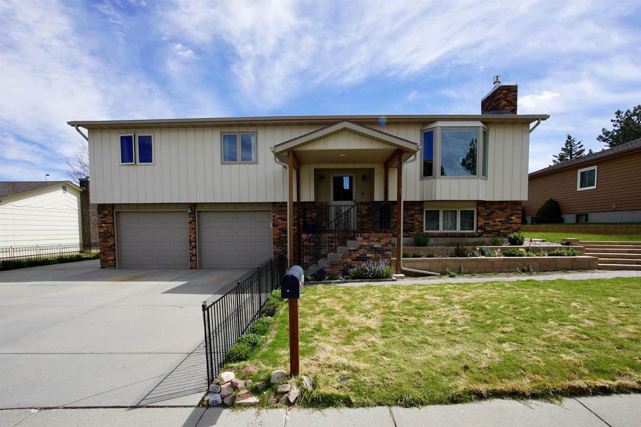 496 Long Lane - Photo 1