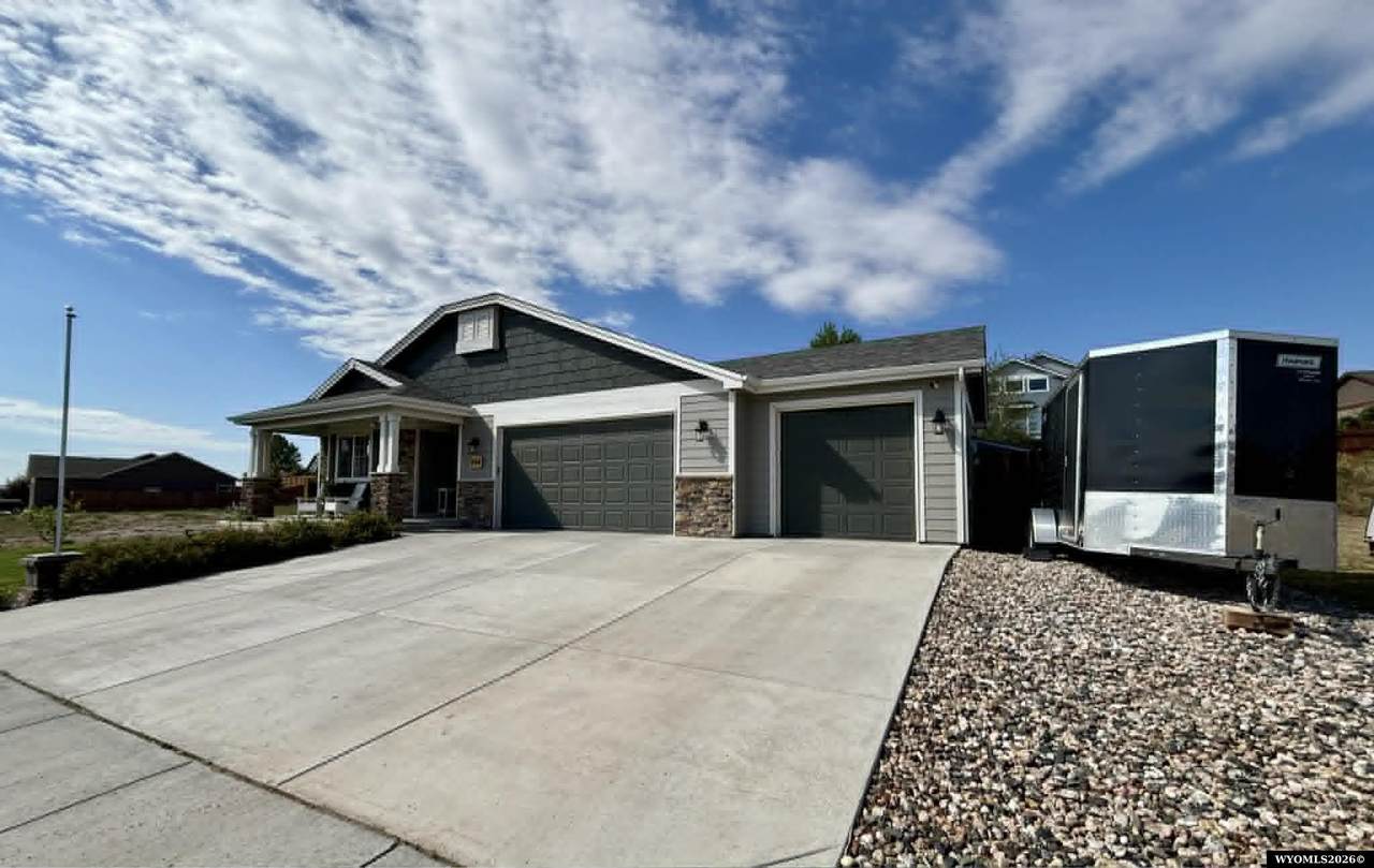 https://bt-photos.global.ssl.fastly.net/wyoming/1280_boomver_3_20263805-2.jpg