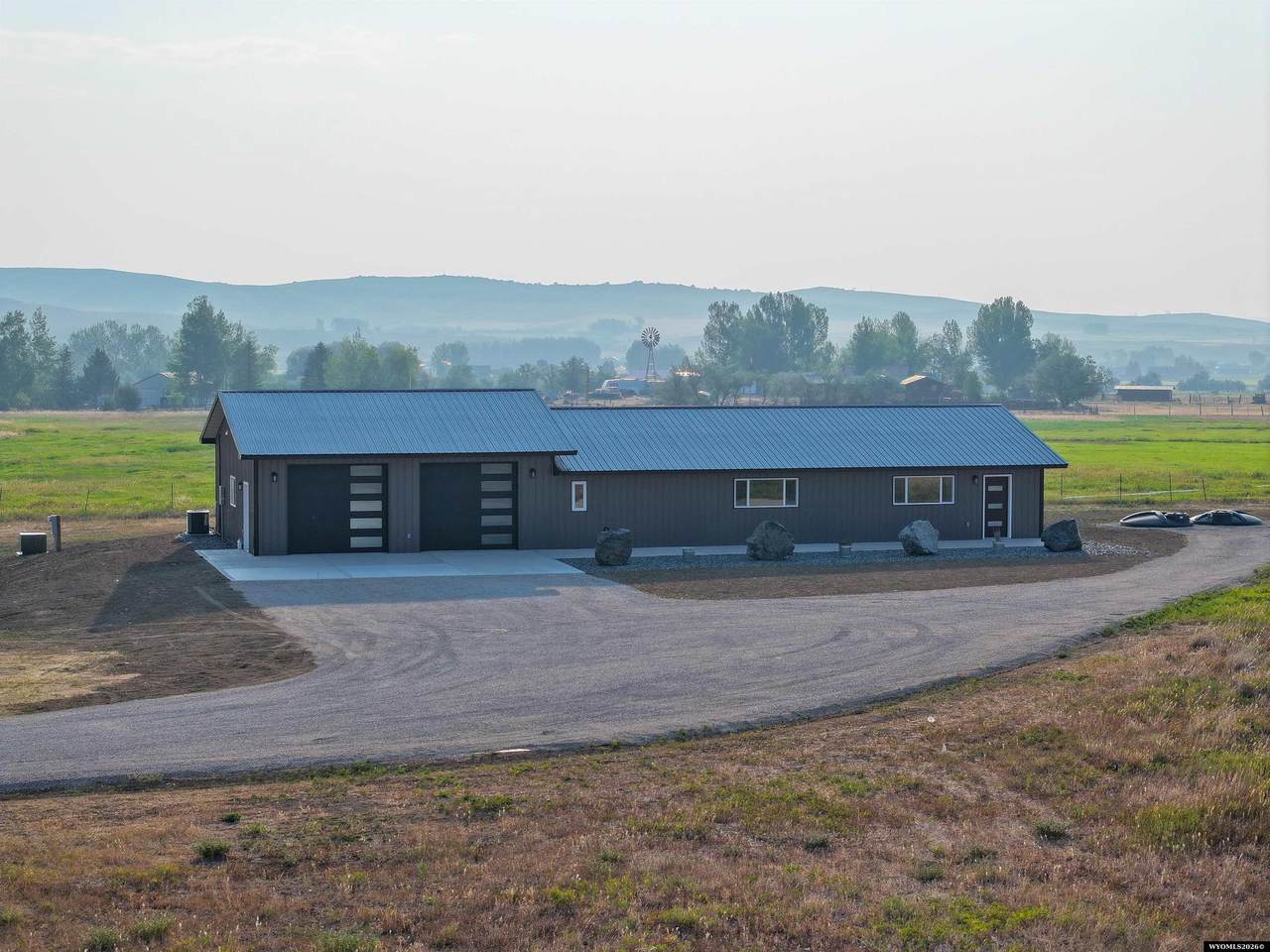 956 Tweed - Photo 1