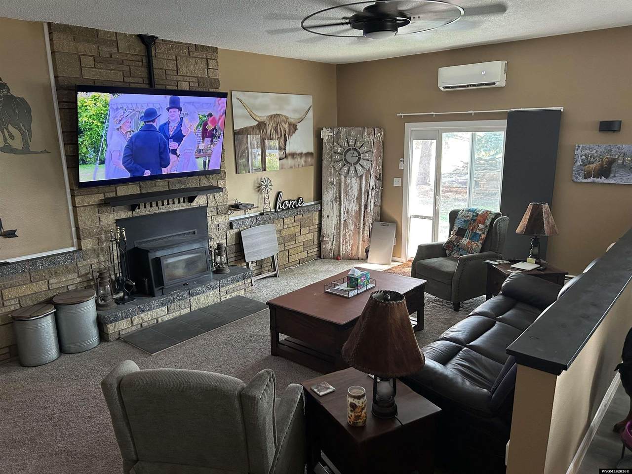 https://bt-photos.global.ssl.fastly.net/wyoming/1280_boomver_3_20264008-4.jpg