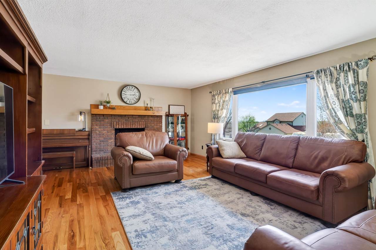 231 Hillcrest Drive - Photo 1