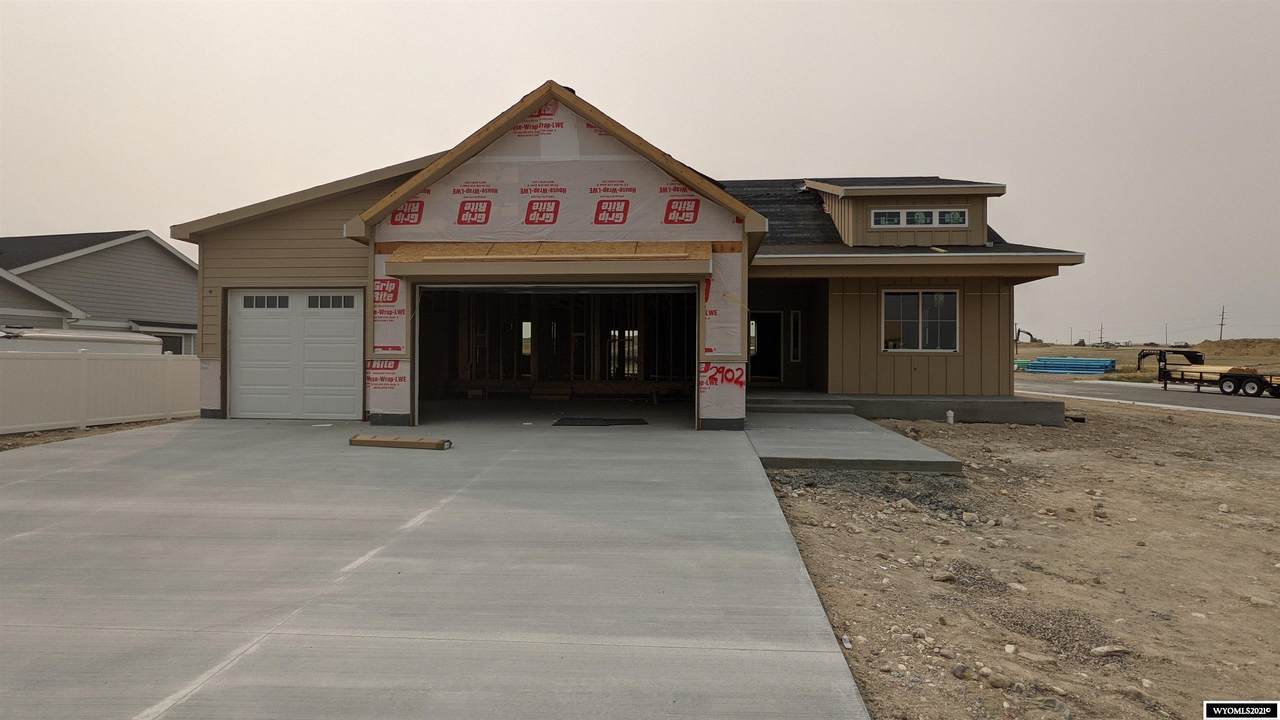 2902 Heathrow Avenue - Photo 1
