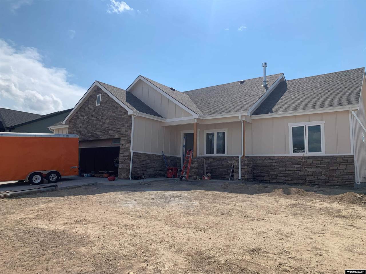 2740 Heathrow Avenue - Photo 1
