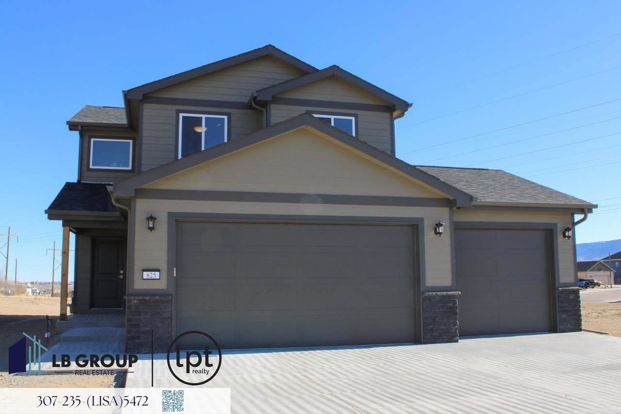 825 6th Avenue - Photo 1