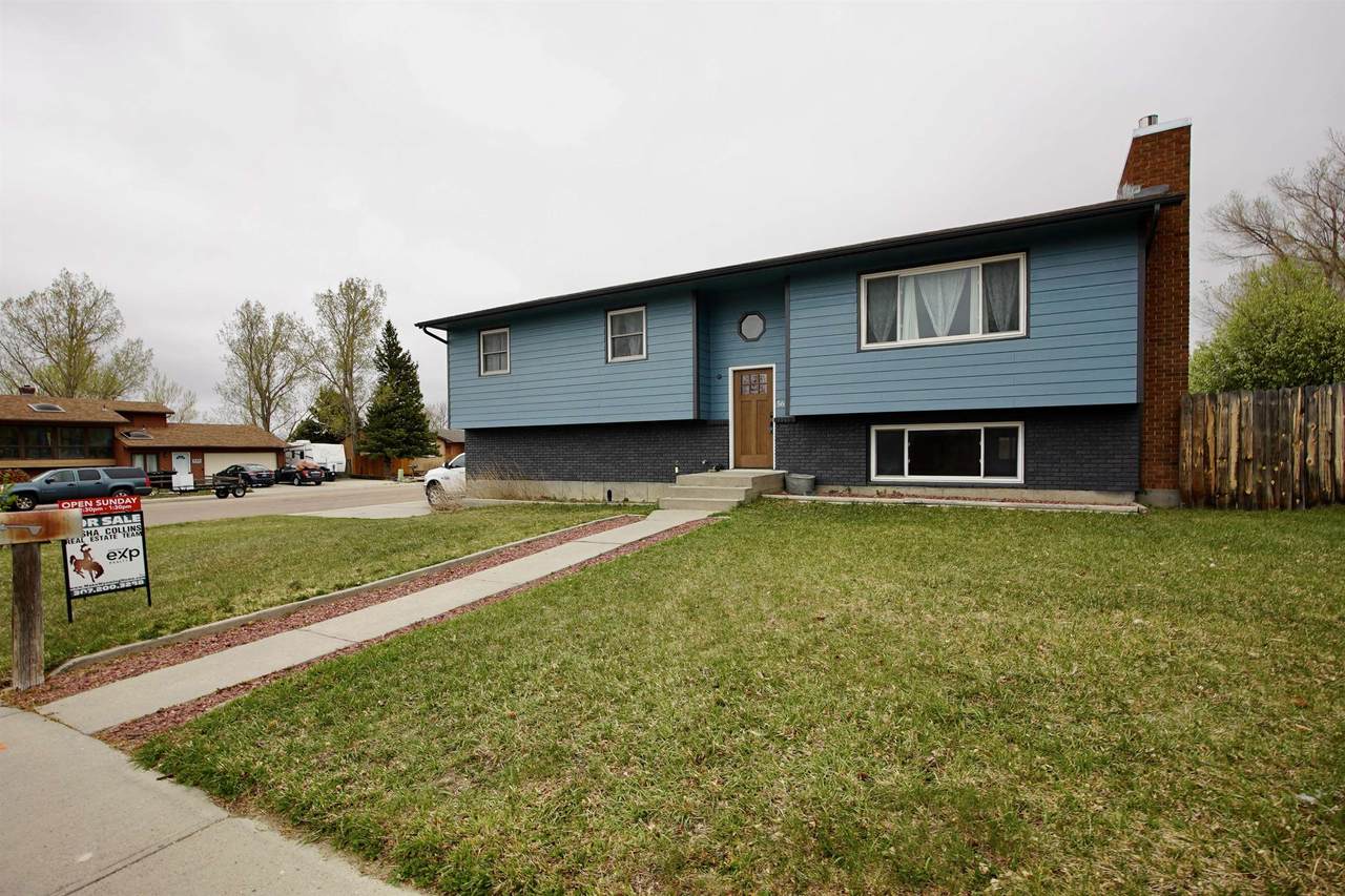 5611 David Street - Photo 1