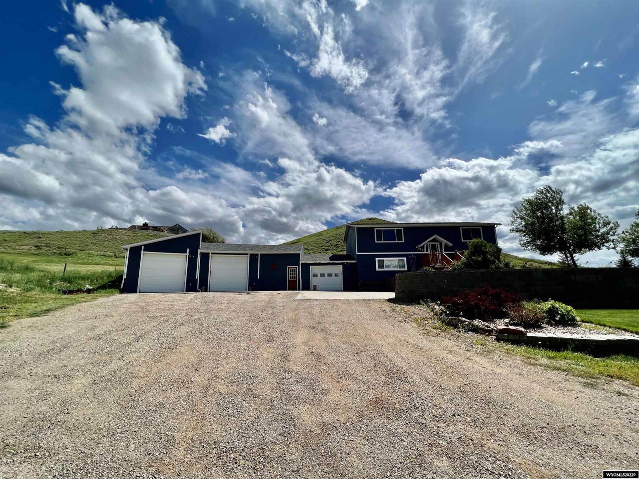 6071 Cy Avenue - Photo 1