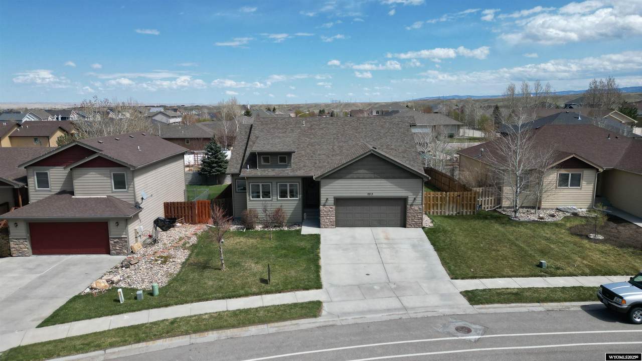 2213 Waterford Street - Photo 1