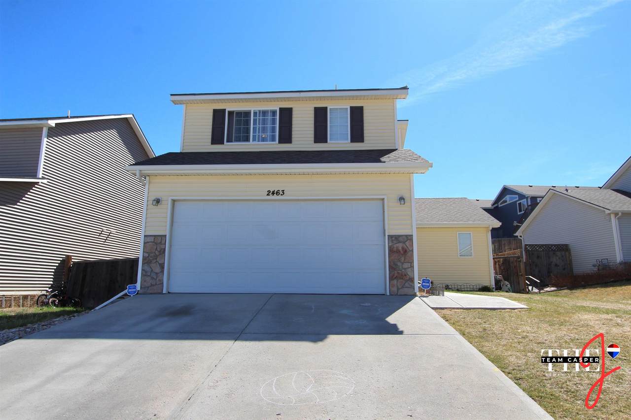 2463 Lennox Ave - Photo 1