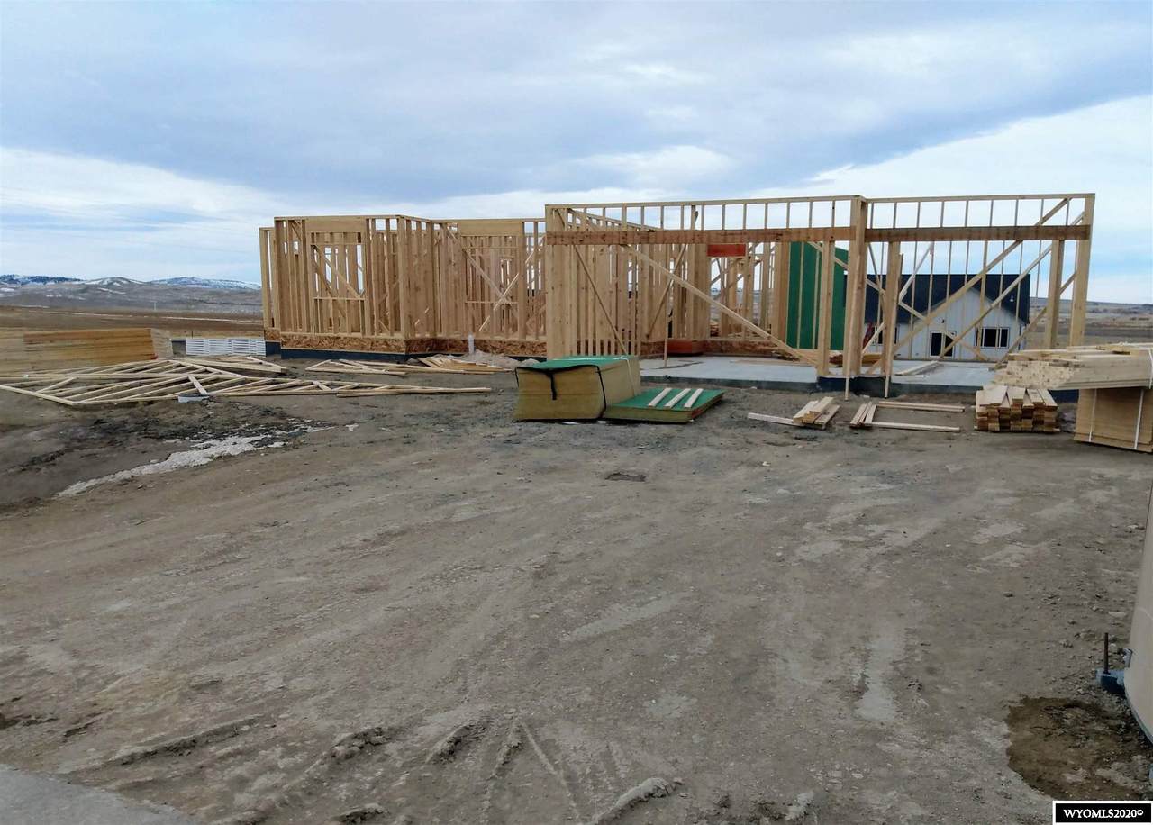 600 West View Way - Photo 1