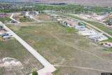 550 Emigrant Drive - Photo 3