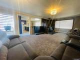 602 Sapphire Street - Photo 6