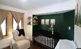 560 Washington St - Photo 16
