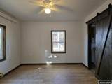 221 Beryl Street - Photo 26