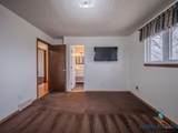 905 19th Street - Photo 23