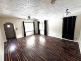 2142 D Street - Photo 5