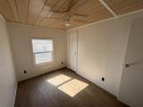 913 Elm St - Photo 12