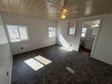 913 Elm St - Photo 17