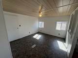 913 Elm St - Photo 18