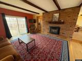 2021 Hillcrest Dr - Photo 12