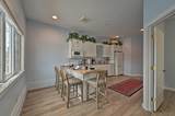 2021 Hillcrest Dr - Photo 24