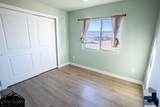 680 Badger - Photo 15