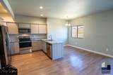 680 Badger - Photo 7