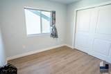 670 Badger - Photo 18