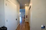 670 Badger - Photo 4