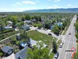 1002 10th St - Photo 4