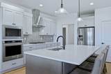 2565 Heathrow Avenue - Photo 13
