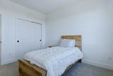 2565 Heathrow Avenue - Photo 19
