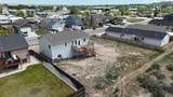 905 Flicker St - Photo 5