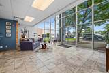 800 Collins Dr - Photo 10