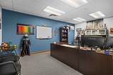 800 Collins Dr - Photo 18