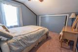 1227 Center - Photo 31