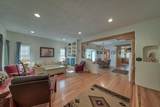 920 Coburn Ave - Photo 3