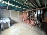 818 Center St - Photo 12