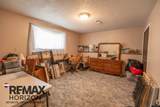 1027 Carver - Photo 9