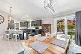 906 Delaware Dr - Photo 17