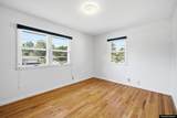 1654 Lynwood Place - Photo 9