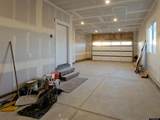 621 Memory - Photo 36