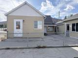 620 Center St - Photo 1