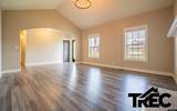 642 Cedarwood Dr - Photo 4