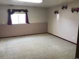 645 Wellington Court - Photo 14